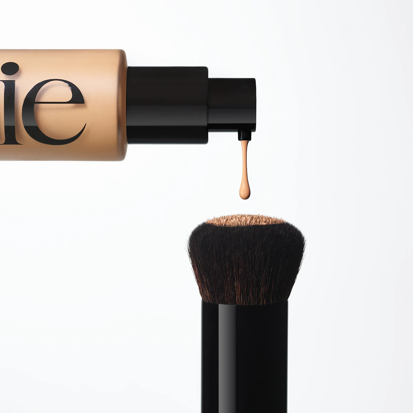 Saie The Base Foundation Brush *Pre-Orden*