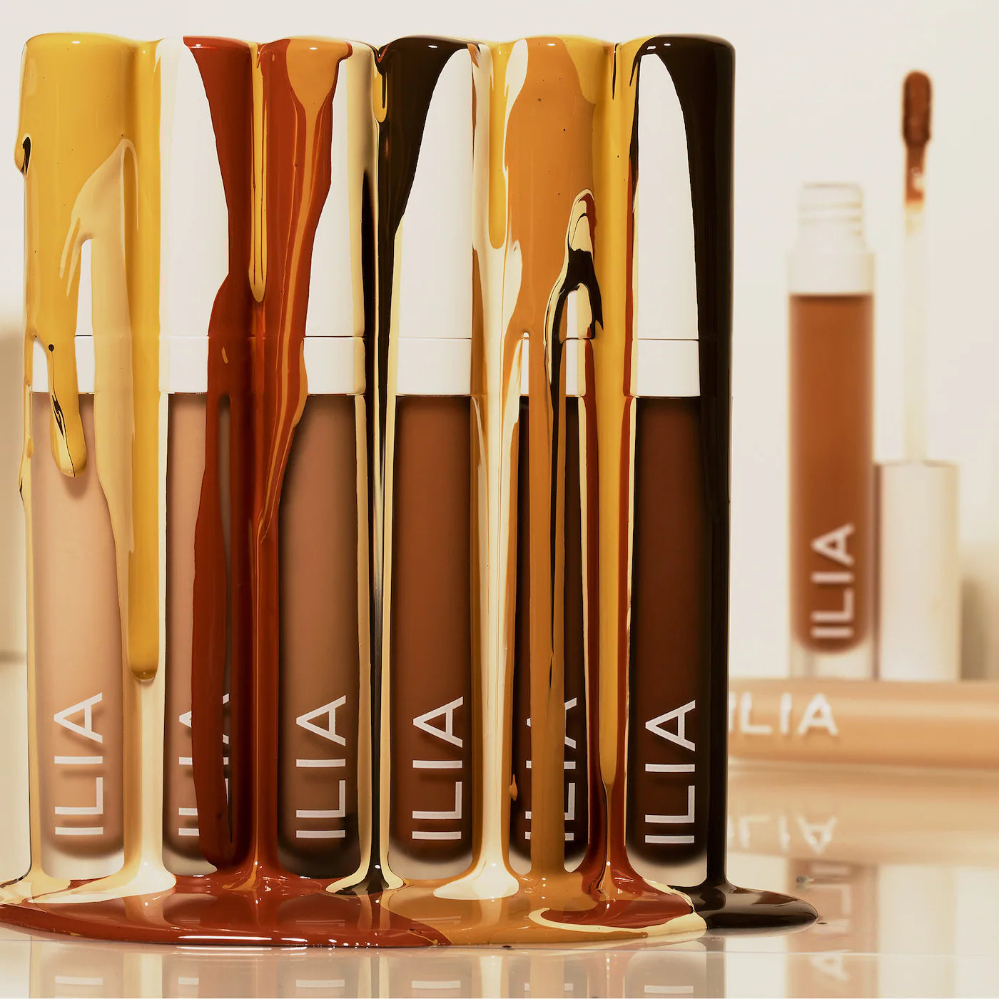 ILIA True Skin Serum Concealer with Vitamin C *Pre-Orden*